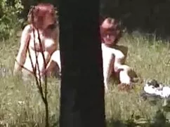 Két fiatal szaftos s ...