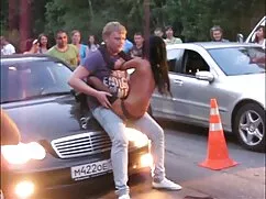 A szemüveges férfi a ...