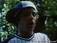Betettem lyuk barátn ...