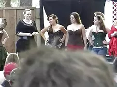Egy meleg, leszbikus ...