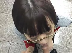 Séta a barátaival a  ...